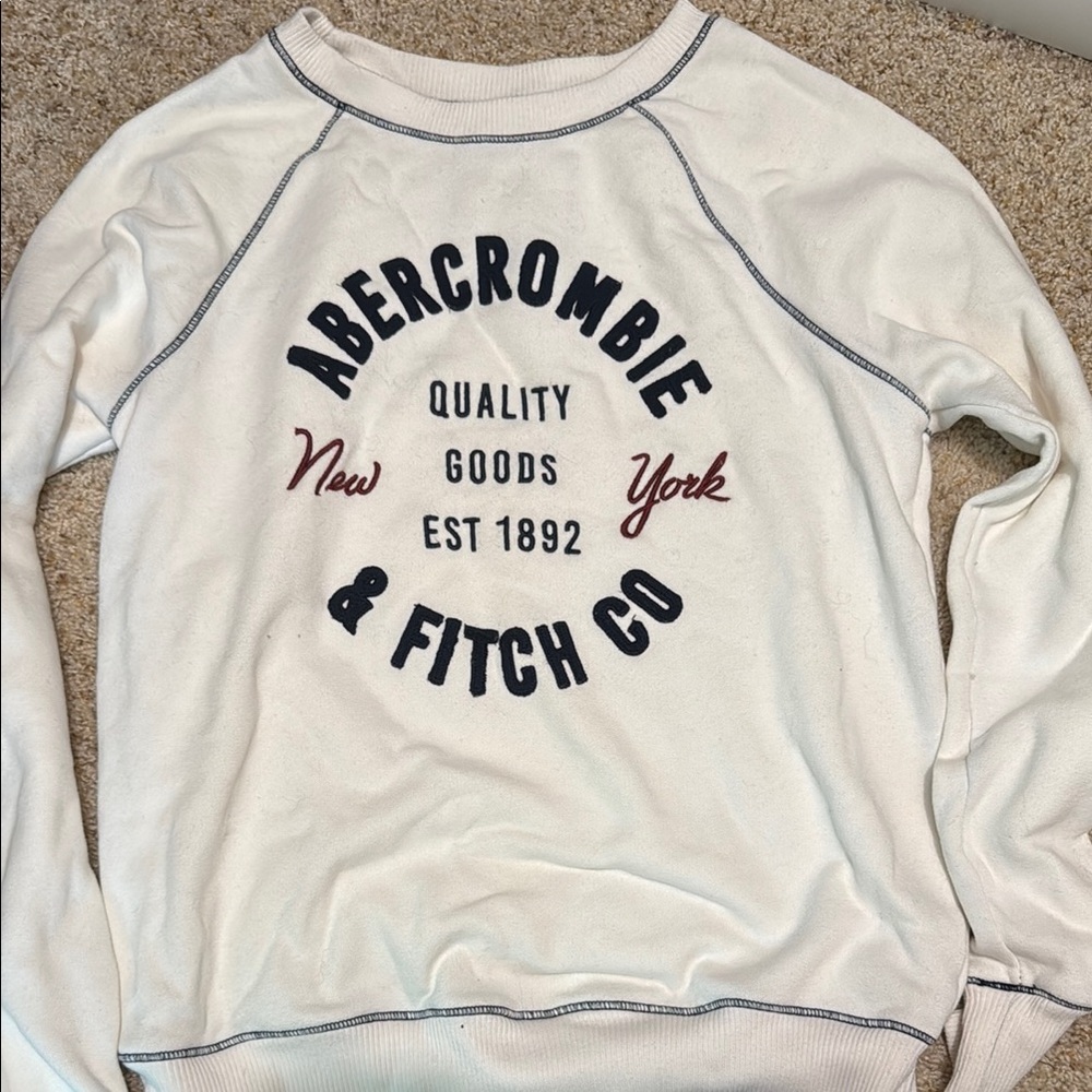Abercrombie & Fitch Cream Sweatshirt with Navy and Maroon Accents